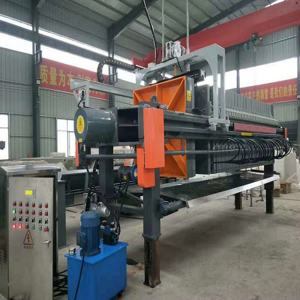 隔膜壓濾機(jī)實拍